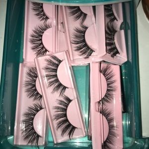 7 Pairs of Faux Mink Lashes